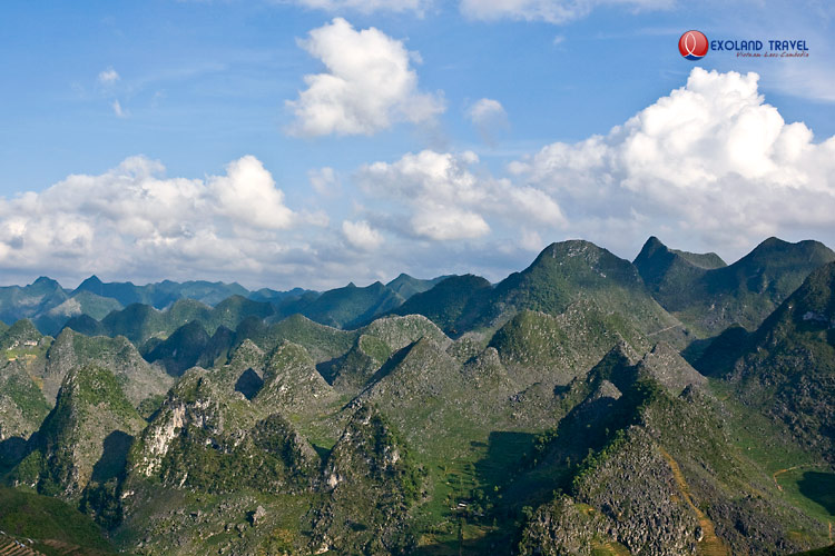 Hagiang, plateaux karstique Dong Van, marché Dong Van